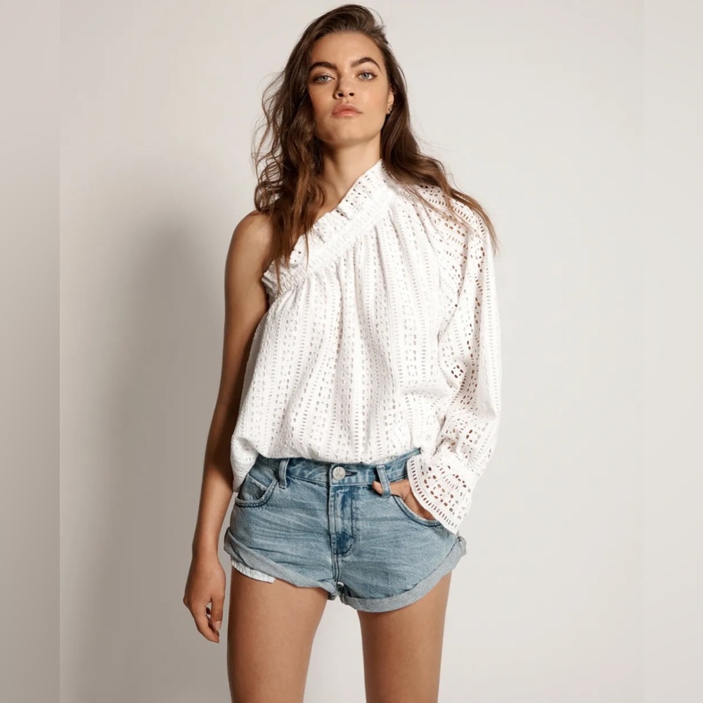 One Teaspoon Anglaise One Shoulder Blouse